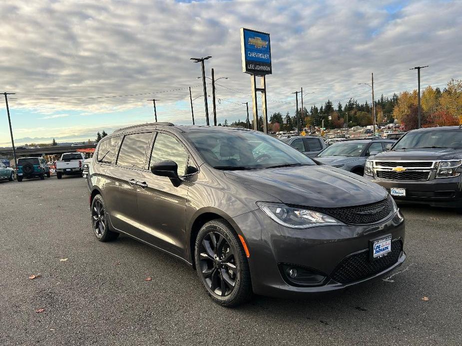 used 2018 Chrysler Pacifica car, priced at $21,994