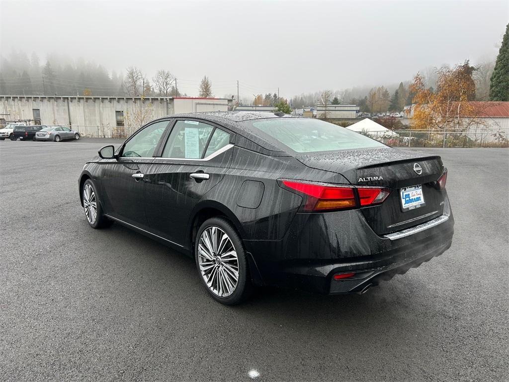 used 2023 Nissan Altima car, priced at $23,985