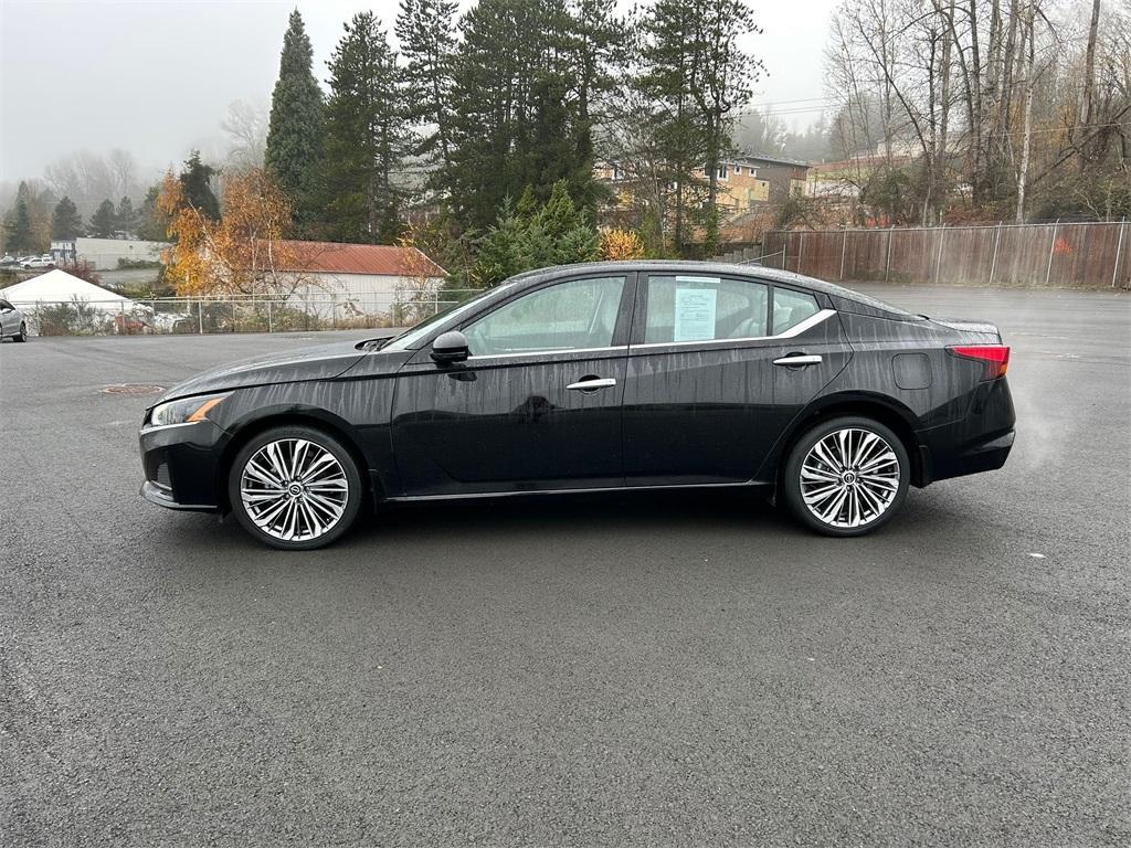 used 2023 Nissan Altima car, priced at $23,985