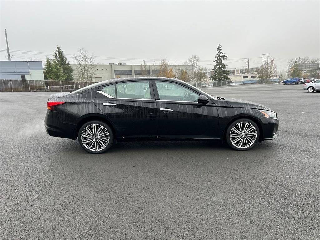 used 2023 Nissan Altima car, priced at $23,985