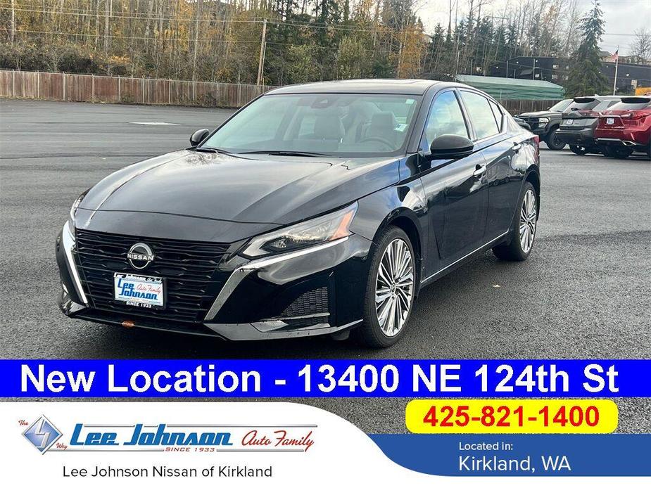 used 2023 Nissan Altima car, priced at $25,995