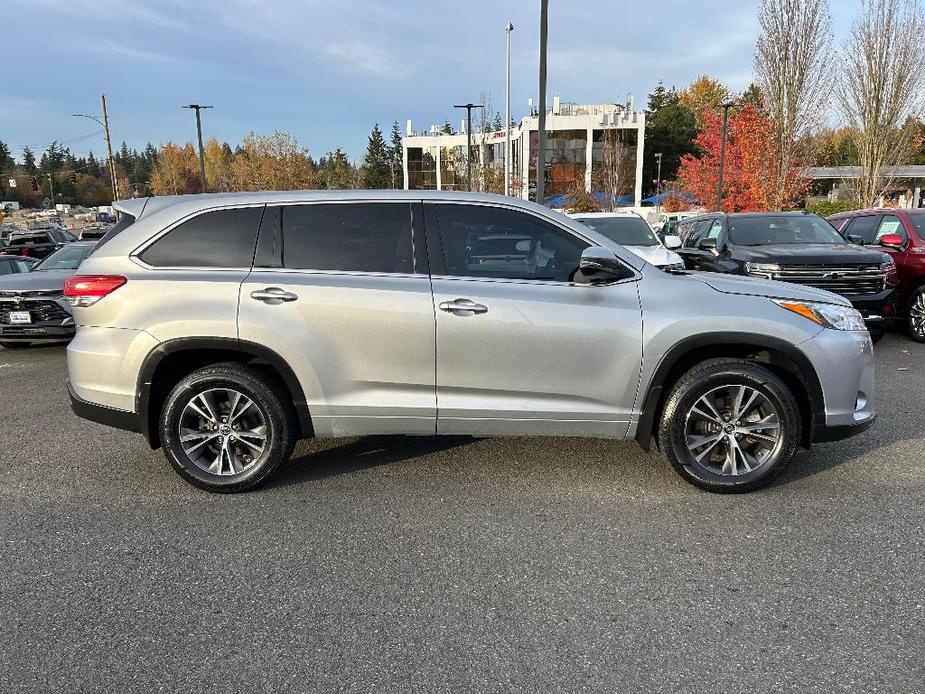 used 2018 Toyota Highlander car, priced at $24,799