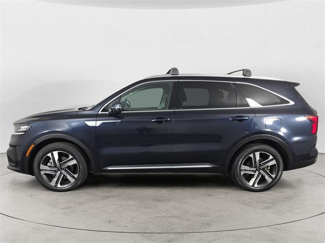 used 2022 Kia Sorento Hybrid car, priced at $29,996