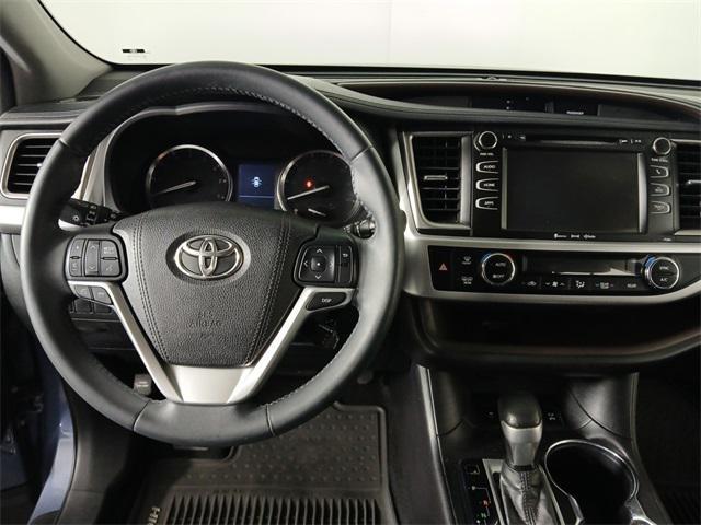 used 2016 Toyota Highlander car, priced at $21,996
