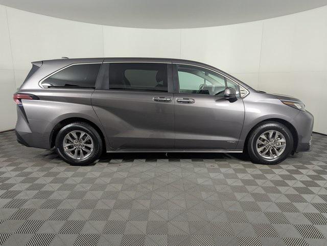 used 2021 Toyota Sienna car, priced at $39,988