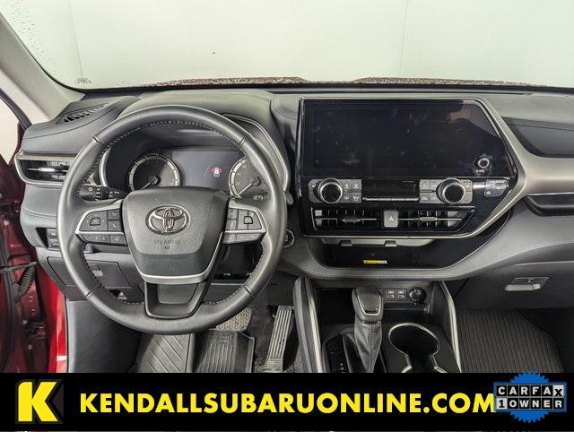 used 2023 Toyota Highlander car, priced at $39,388