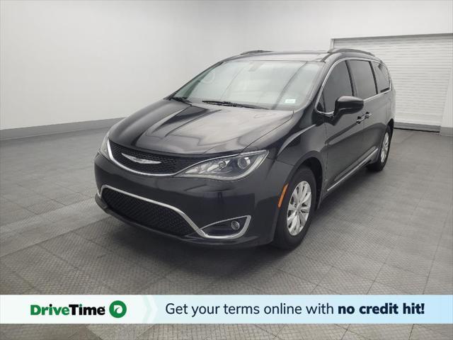 used 2017 Chrysler Pacifica car, priced at $16,895