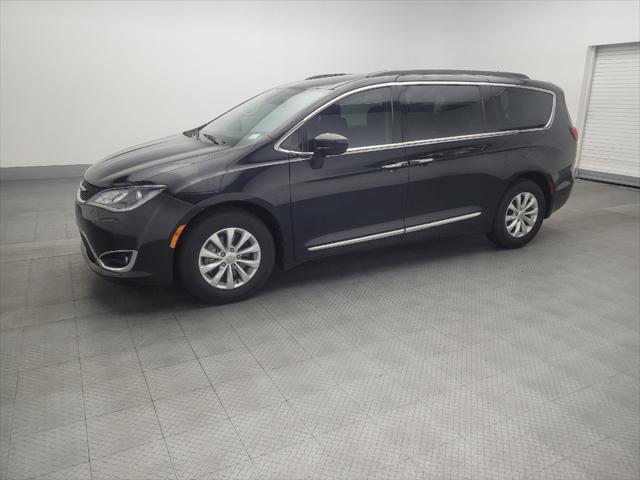 used 2017 Chrysler Pacifica car, priced at $16,895