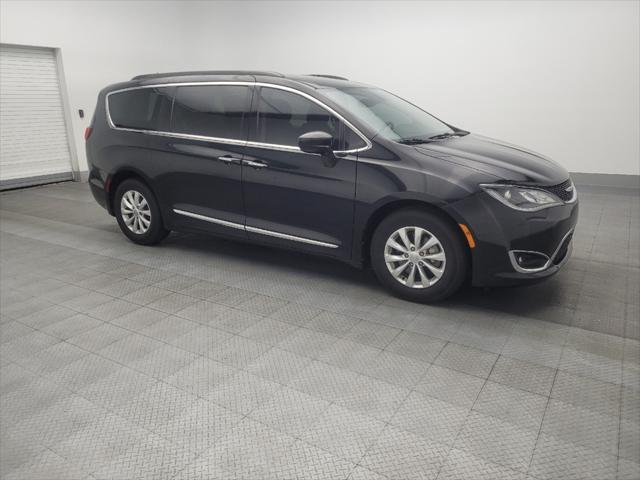 used 2017 Chrysler Pacifica car, priced at $16,895