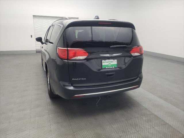 used 2017 Chrysler Pacifica car, priced at $16,895