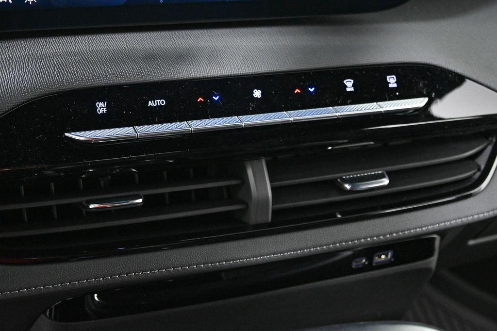 new 2025 Buick Enclave car, priced at $48,870