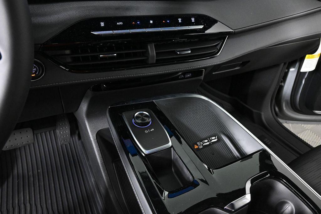 new 2025 Buick Enclave car, priced at $48,870