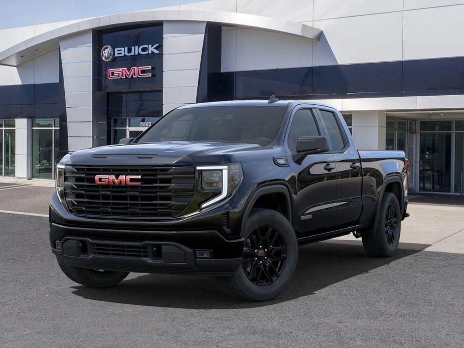 new 2025 GMC Sierra 1500 car, priced at $47,940