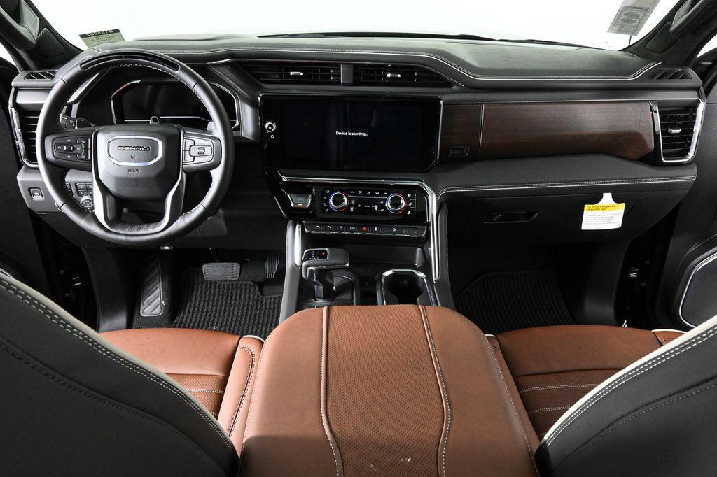 new 2025 GMC Sierra 1500 car, priced at $77,884