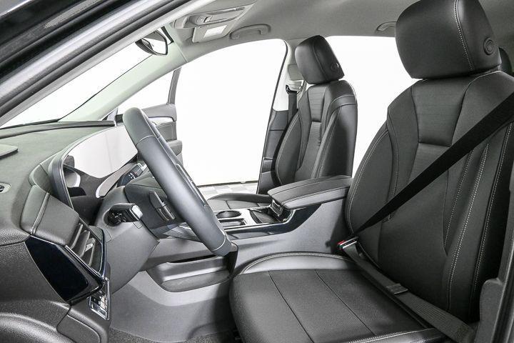 new 2025 Buick Envision car, priced at $34,390