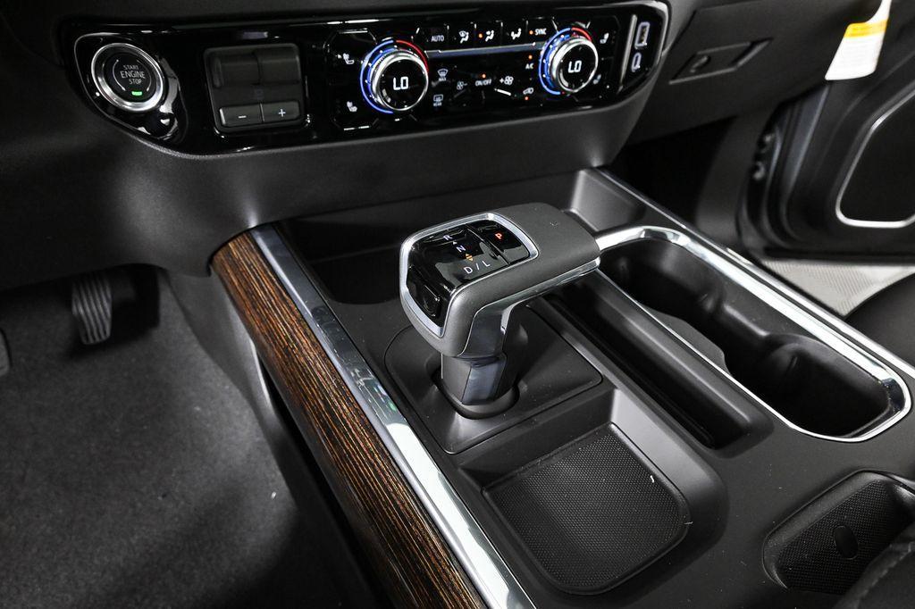 new 2025 GMC Sierra 1500 car, priced at $58,480