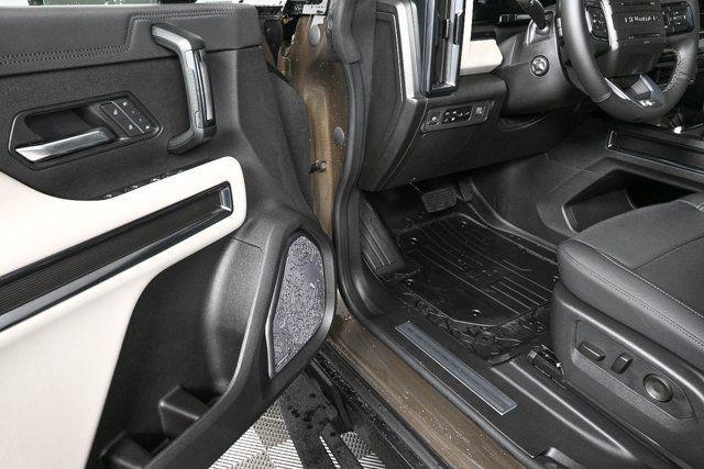 new 2026 GMC HUMMER EV Pickup car, priced at $99,720