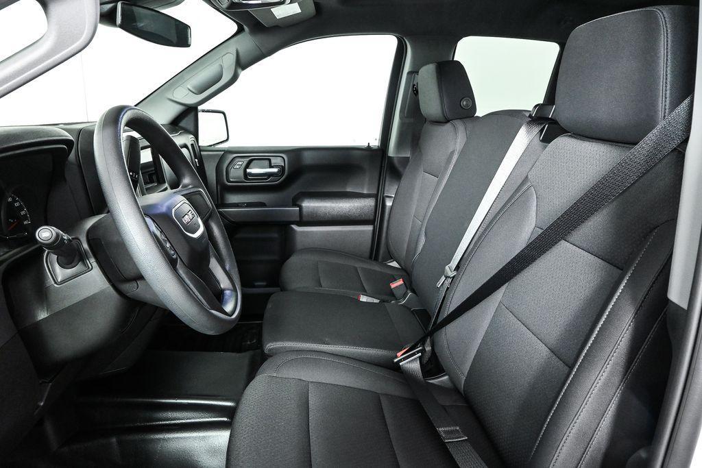 new 2025 GMC Sierra 1500 car, priced at $39,530