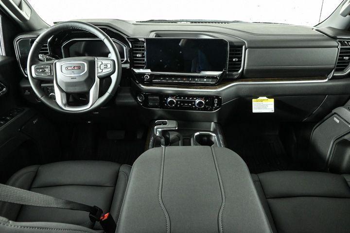 new 2025 GMC Sierra 1500 car, priced at $71,168