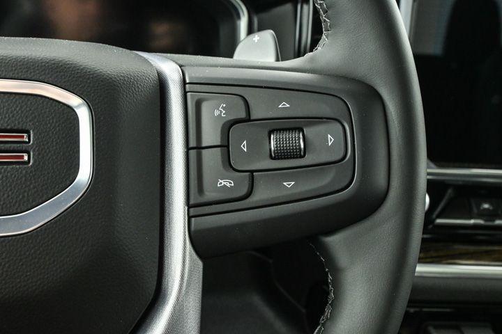 new 2025 GMC Sierra 1500 car, priced at $71,168