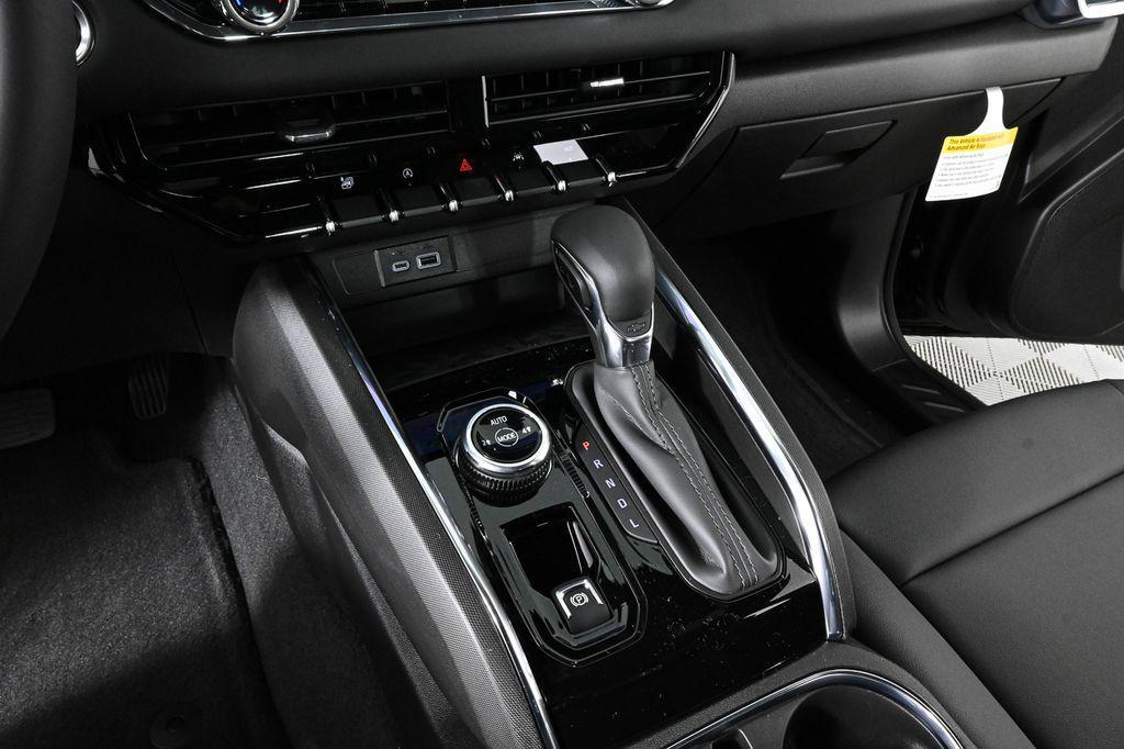 new 2025 GMC Canyon car, priced at $44,245