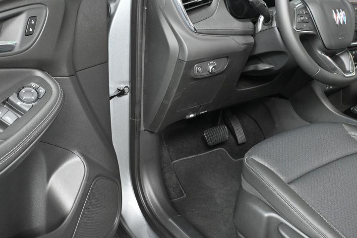 new 2025 Buick Encore GX car, priced at $23,730
