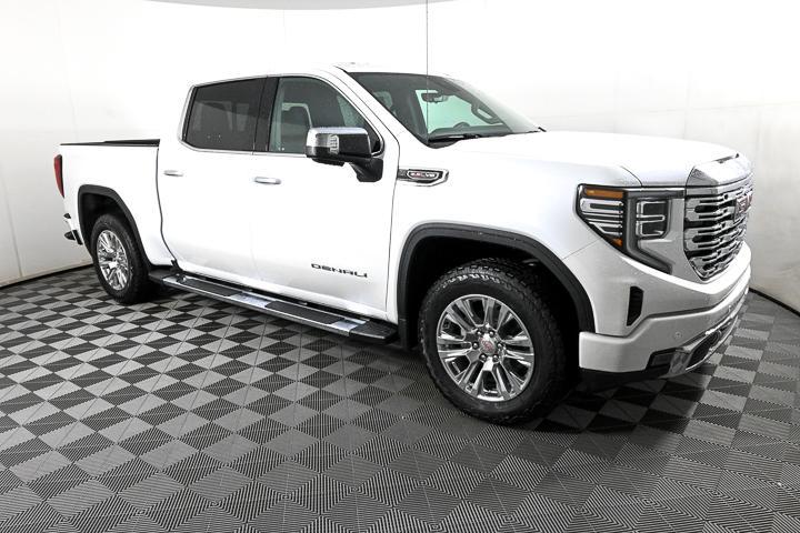 new 2024 GMC Sierra 1500 car, priced at $67,200