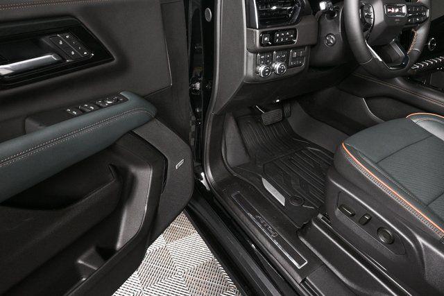 new 2025 GMC Yukon XL car, priced at $89,329