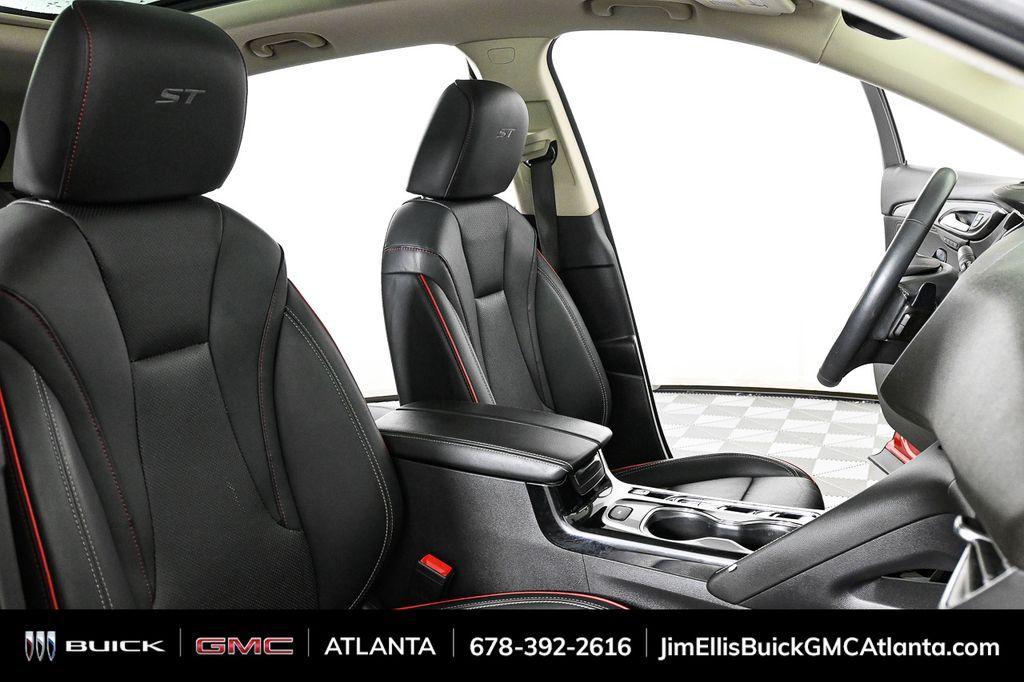 used 2023 Buick Envision car, priced at $23,517