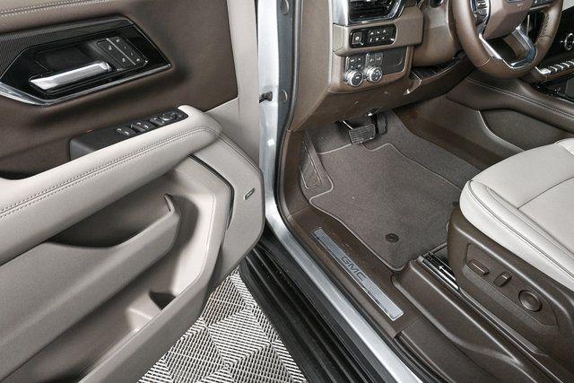 new 2025 GMC Yukon car, priced at $73,235