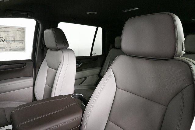 new 2025 GMC Yukon car, priced at $73,235
