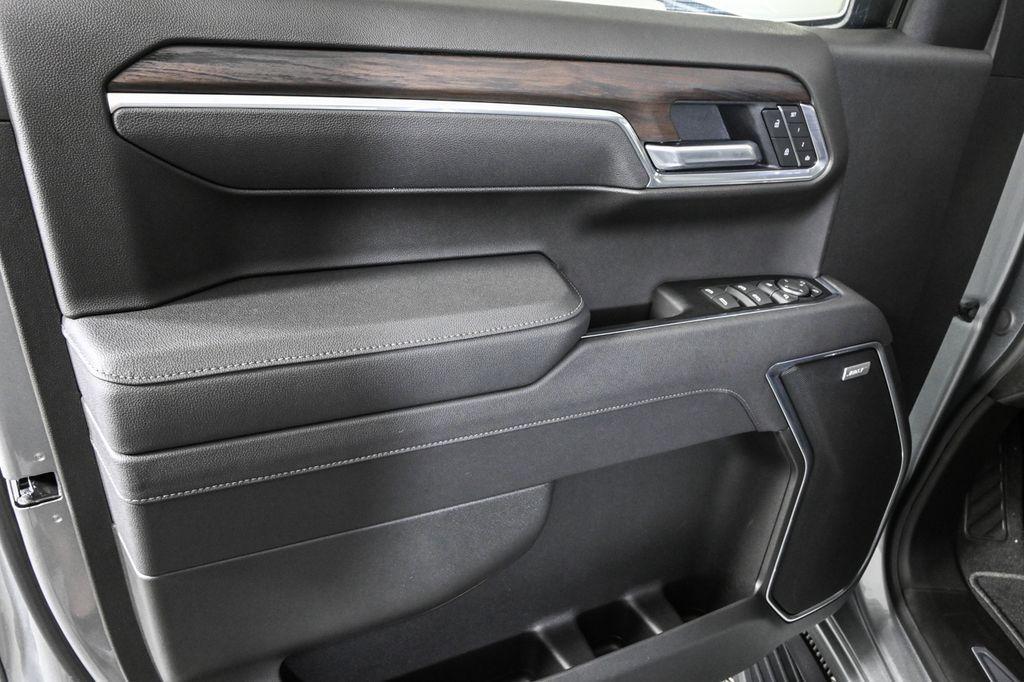 new 2025 GMC Sierra 1500 car, priced at $57,615