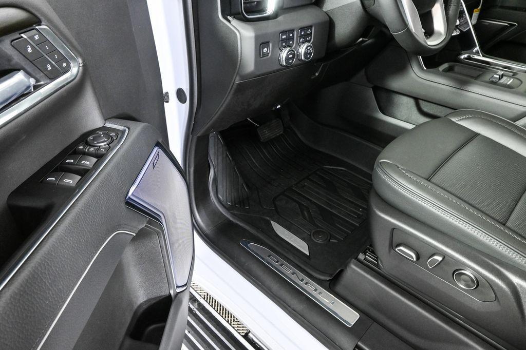 new 2025 GMC Sierra 3500 car, priced at $91,929