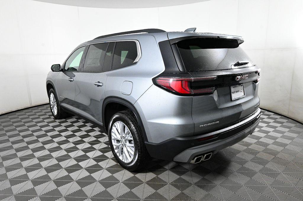 new 2025 GMC Acadia car, priced at $45,025