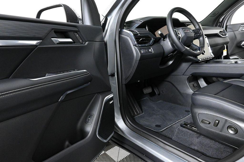 new 2025 GMC Acadia car, priced at $45,025