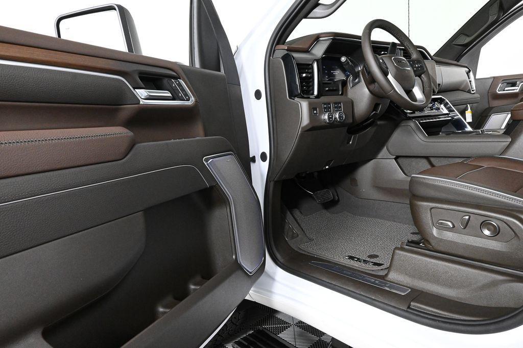 new 2025 GMC Sierra 2500 car, priced at $86,814