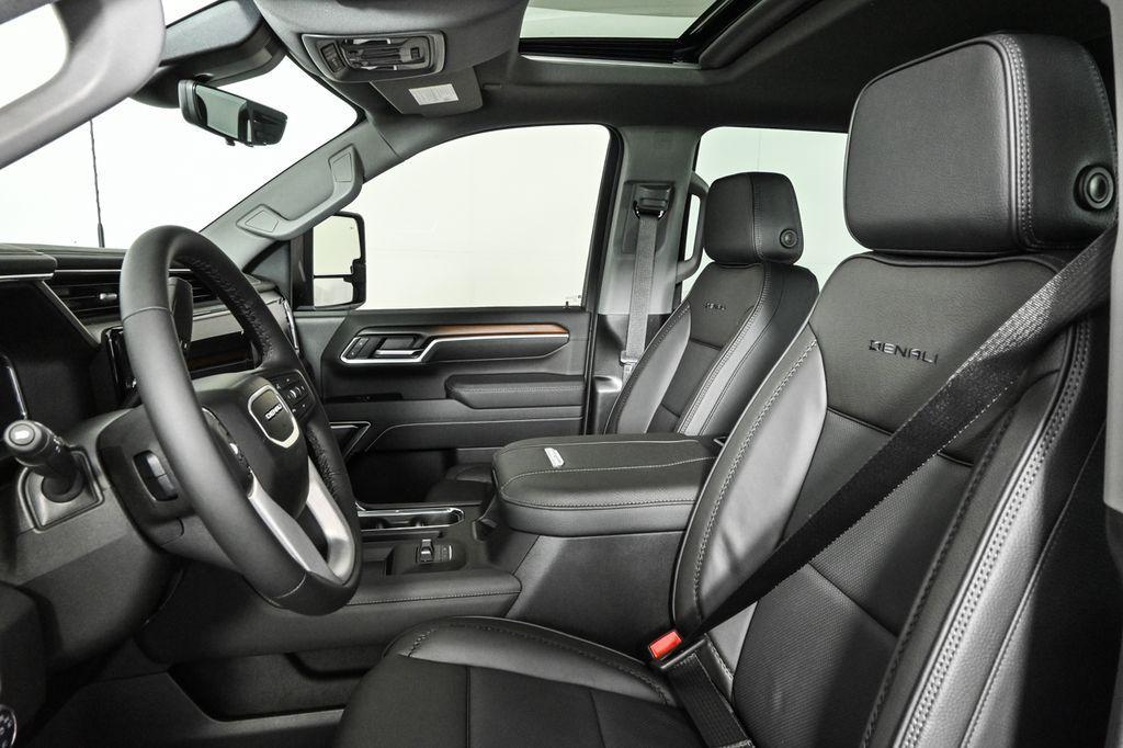 new 2025 GMC Sierra 2500 car, priced at $81,719