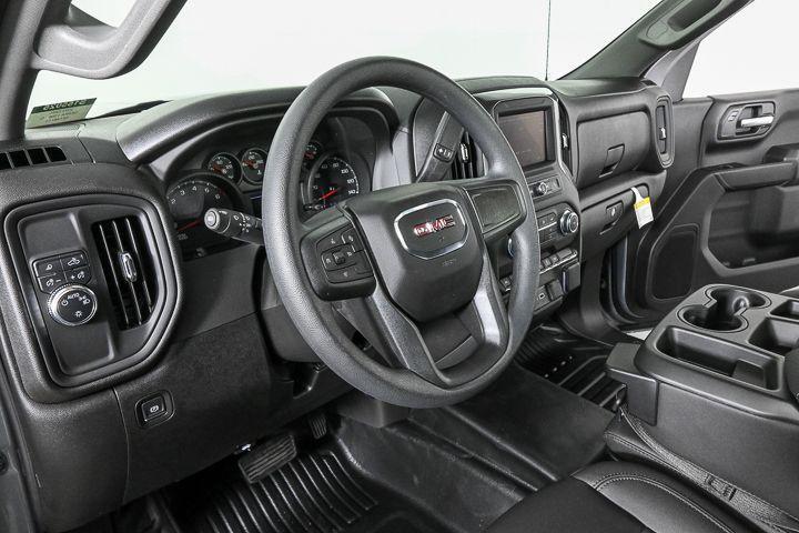 new 2025 GMC Sierra 1500 car, priced at $38,135