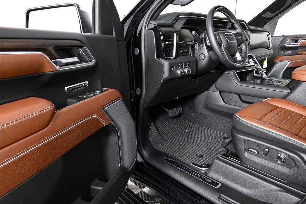 new 2025 GMC Sierra 1500 car, priced at $78,084