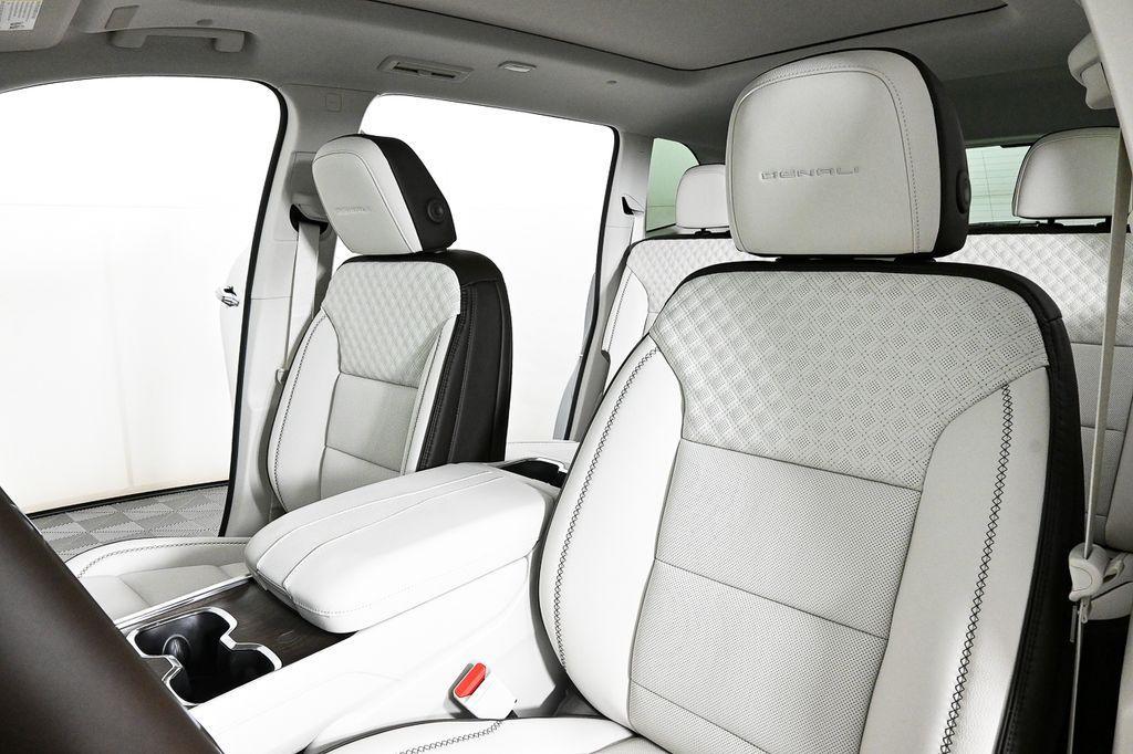 new 2025 GMC Acadia car, priced at $57,084