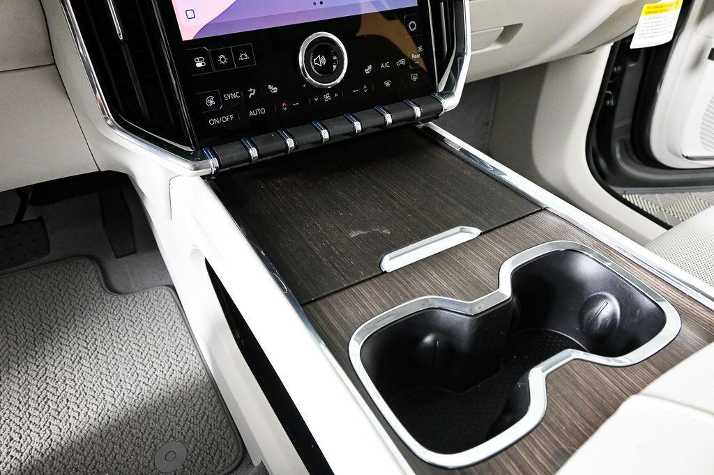 new 2025 GMC Acadia car, priced at $57,084