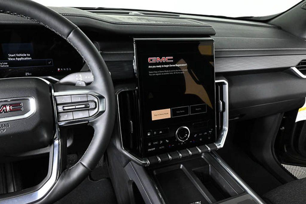 new 2025 GMC Acadia car, priced at $41,685