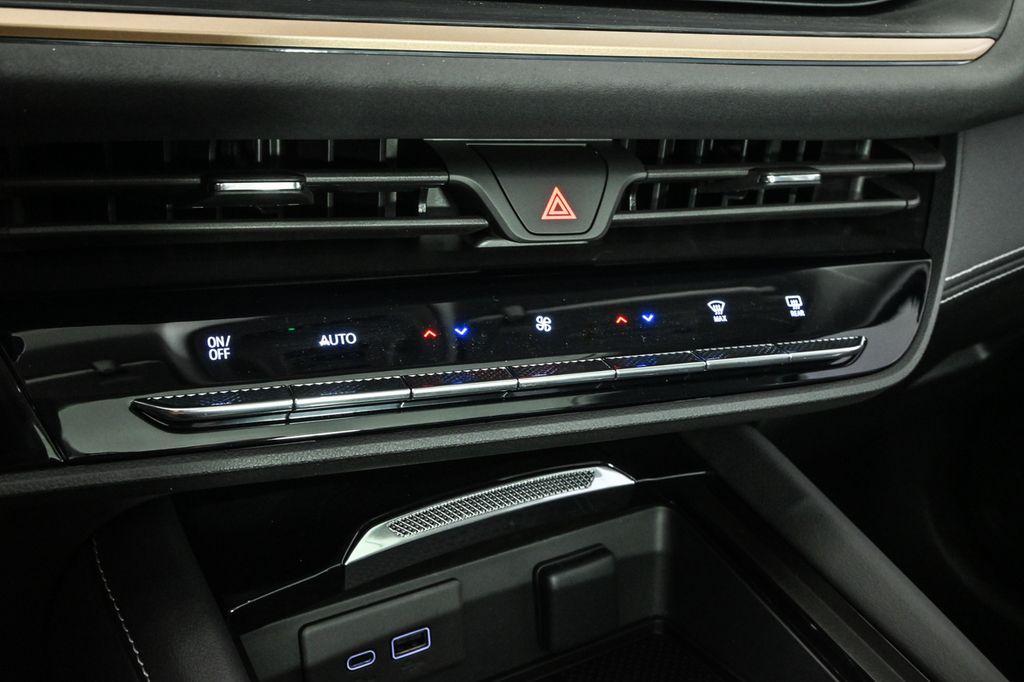 new 2025 Buick Envision car, priced at $36,735