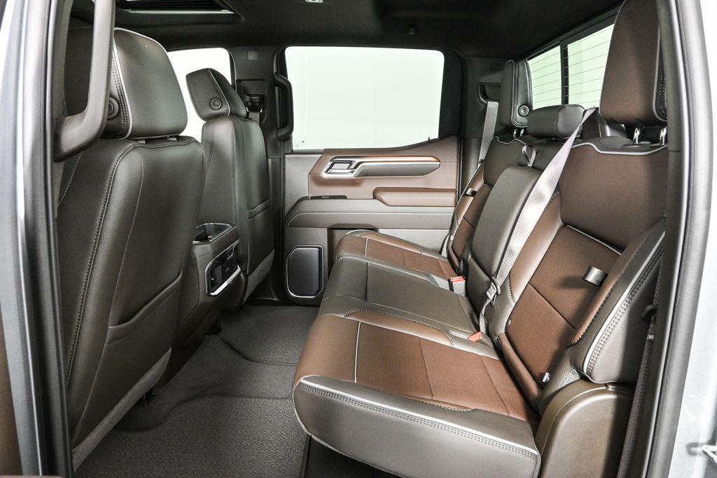 new 2025 GMC Sierra 1500 car, priced at $70,550