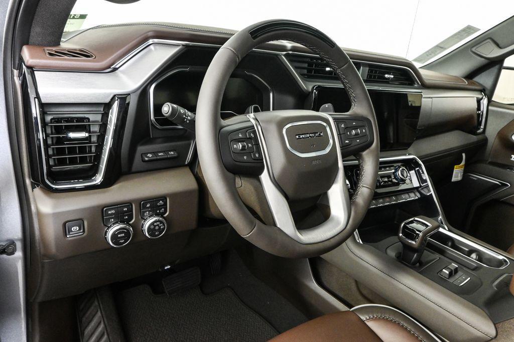 new 2025 GMC Sierra 1500 car, priced at $70,550