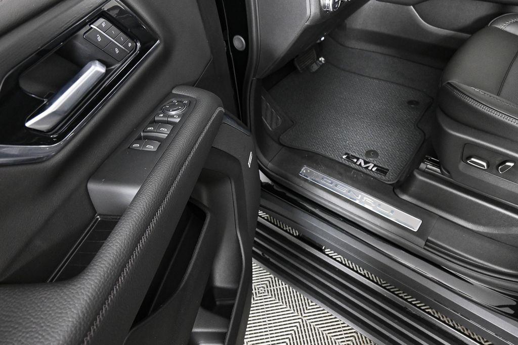 new 2025 GMC Yukon car, priced at $96,374