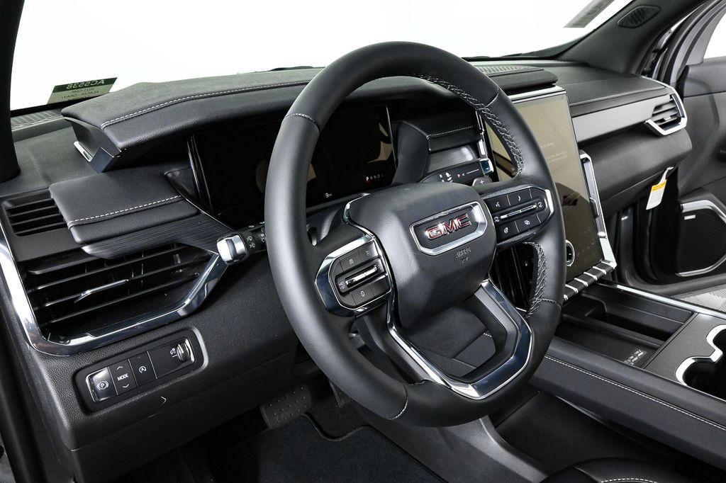 new 2025 GMC Acadia car, priced at $45,025