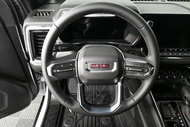 new 2026 GMC Canyon car, priced at $44,615