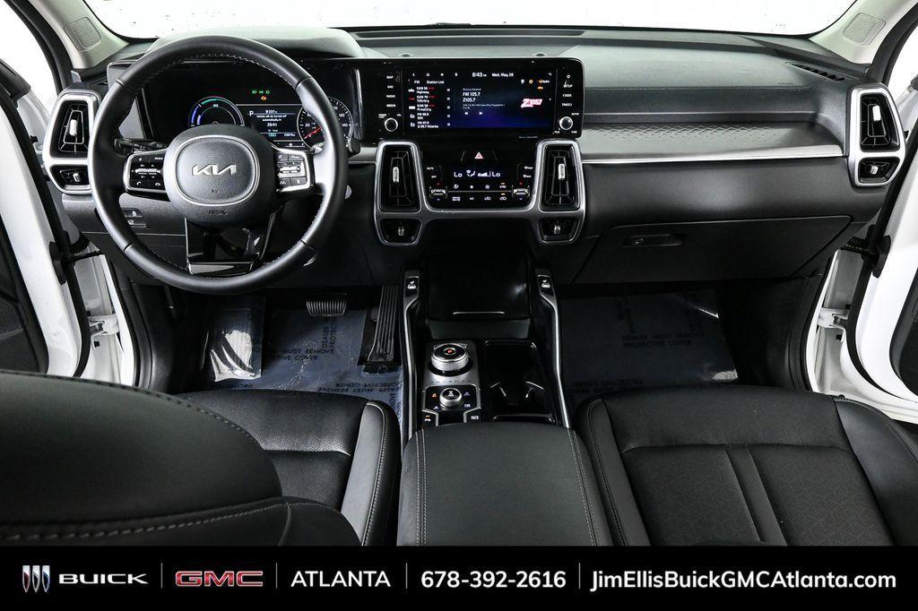 used 2023 Kia Sorento Hybrid car, priced at $32,500