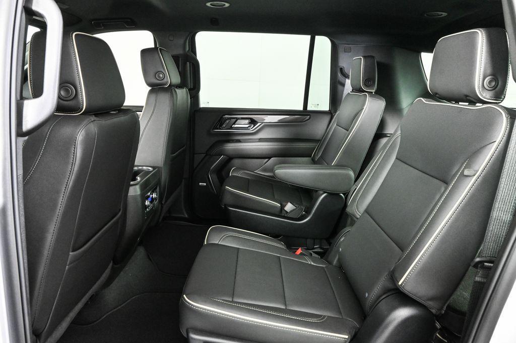 new 2026 GMC Yukon XL car, priced at $77,015